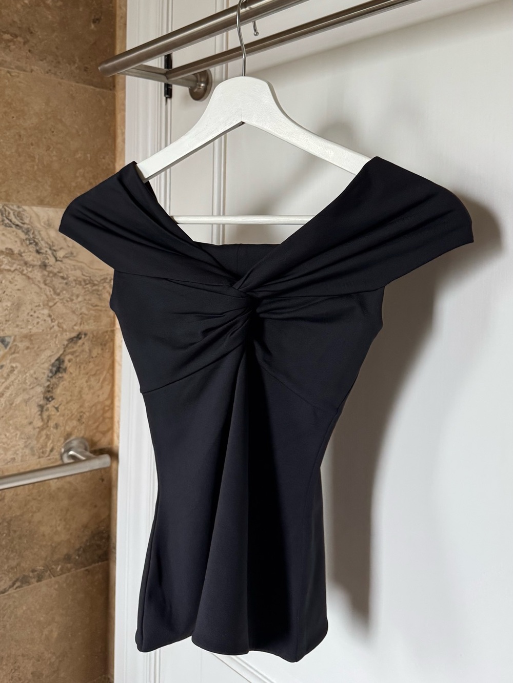 Aritzia Contour Twist Off-Shoulder Top - Black, XS, NWOT